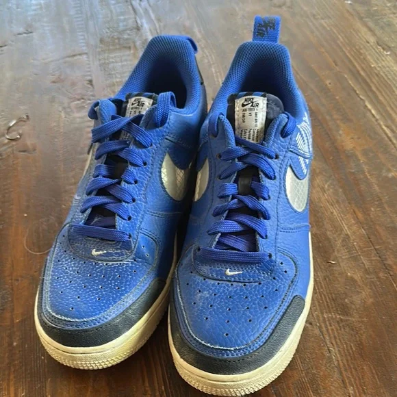 Nike Blue and White Sneakers Air Force 1 - Picture 2 of 4